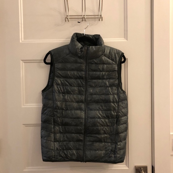 Uniqlo Jackets & Coats | Mens Uniqlo Ultra Light Down Vest | Poshmark